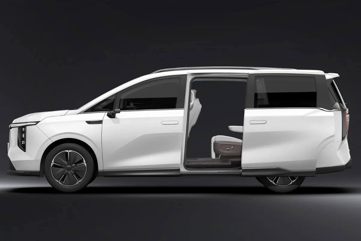 MIFA 7 side profile sliding door open