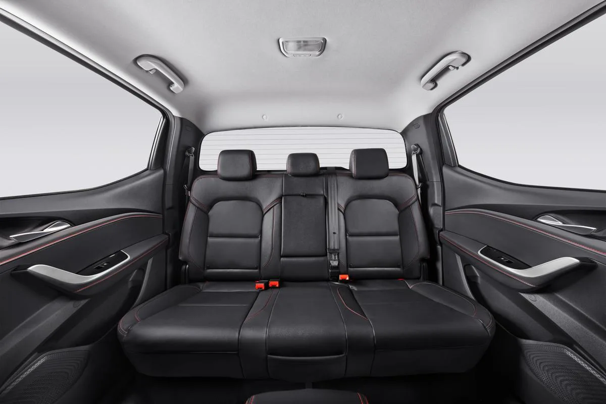 T60 MAX rear seats leather
